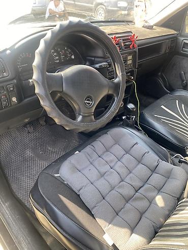 люки крыши ремонт: Opel Vectra: 1993 г., 1.8 л, Механика, Бензин, Седан — 2