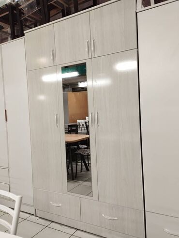 Другая мебель: Шкаф 130×215 Россиянын ломинантынан жасалган сапаты соонун.Шаар ичине — 6