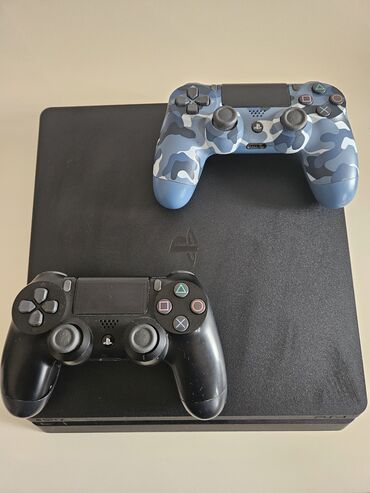 PS4 (Sony Playstation 4): Prodajem Sony playstation 4 slim, u perfektnom stanju. Kupljen