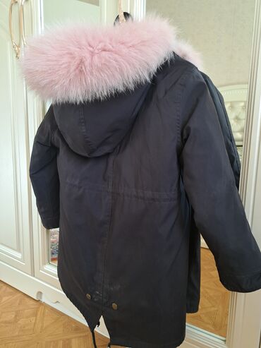 детский костюм тёплый на зиму: Продаём детскую парку на зиму . Натуралка: мех енот внутри кролик