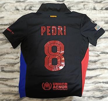 nike tech: Barcelona 24/25 sezonu forması Pedri 8 nömrə

Razmer: 168 (13-16) yaş — 2