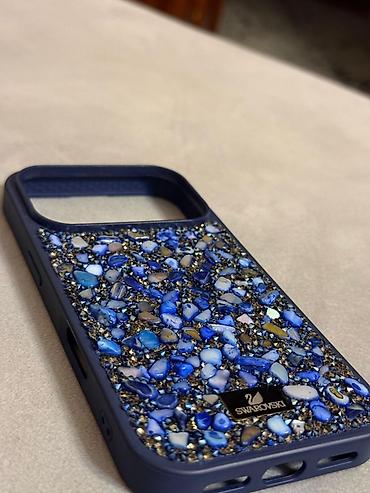 Məhsul: Swarovski bəzəkli telefon qabı - Model: Geniş kamera kəsiyi