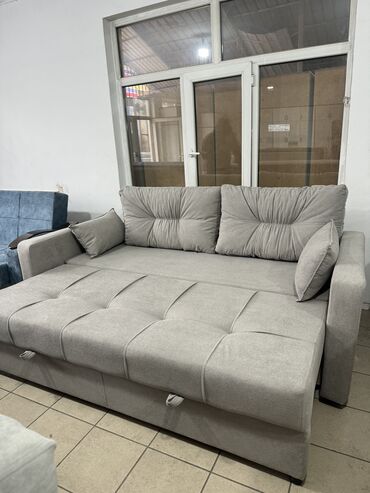 Прямые диваны: Прямой диван, Новый, Трехместный — 23