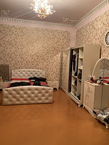 Həyət evləri və villaların satışı: 6 otaqlı, 700 kv. m, Kredit yoxdur, Orta təmir — 13