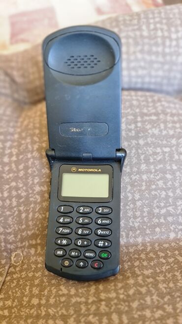 Ostali predmeti za umetnost i kolekcionarstvo: Trlefon retro, sve radi ide bez punjaca,motorola star tak — 6