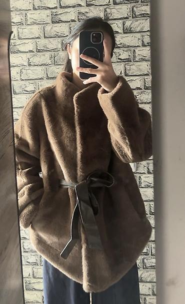 Шубка из экомеха XINDA FUR CO., LTD. Продаю красивую короткую шубу