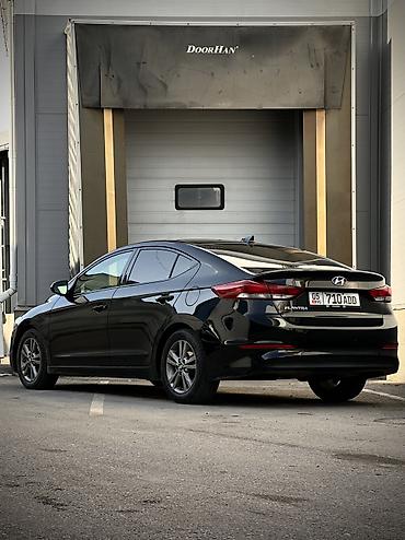Hyundai: Hyundai Elantra: 2018 г., 2 л, Автомат, Бензин, Седан — 5