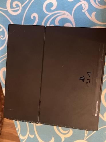 playstation 4 oyunlar: 500 gb yaddaş. Əla vəziyyətdədir. Təmir olunmayıb. Heç bir problemi — 1