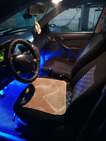 авто в следующем выкупом: Ford Focus: 2004 г., 1.8 л, Механика, Бензин, Универсал