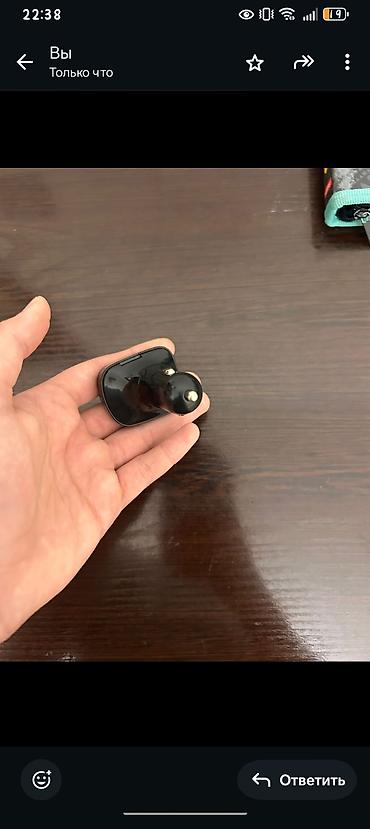 duymeli telefonlar: Avtomobil üçün Bluetooth FM transmiter və iki USB çıxışlı şarj cihazı — 2