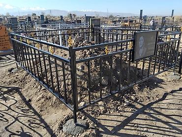 Ритуальные услуги: Деревянная ограда для могилы - Материал: массив древесины — 7