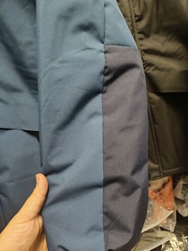 Куртки: Новинка! Куртка с капюшоном, подкладкой на флисе.Ткань — 13