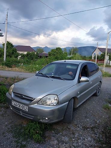 hyundai i30 запчасти: Kia Rio universali (station wagon), gümüşü rəng. - Kuzov: 5 qapılı — 4