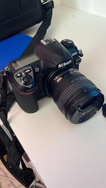 yeni iphone 5s: Nikon D200 DSLR fotoaparat + AF-S DX NIKKOR 18-55mm obyektiv • — 2