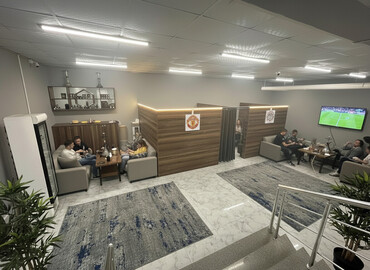 Hazır biznes: Hazr biznes xan arxinin kuruqunda oba marketin yani 3 eded — 1