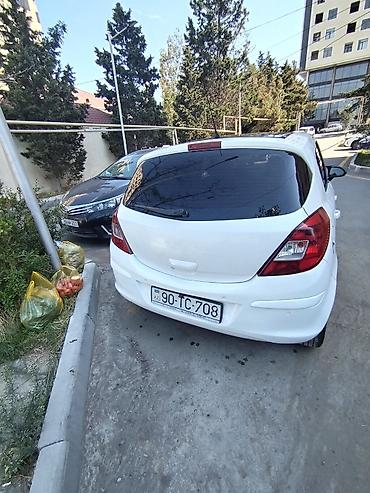 Opel: Opel Corsa hatchback – ağ rəng, 5 qapı.2013 il. Motor-1.4 — 4