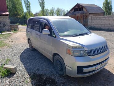 салон бмв х5: Toyota Voxy: 2003 г., 2 л, Автомат, Бензин, Минивэн
