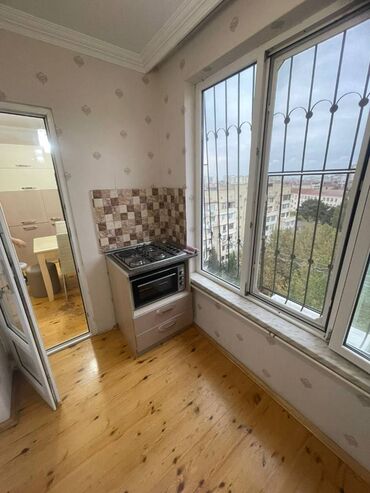 Uzunmüddətli kirayə mənzillər: Nəsimi metrosunun yanı, 9 mərtəbənin,9-cu mərtəbəsində,3 otaqlı geniş — 17