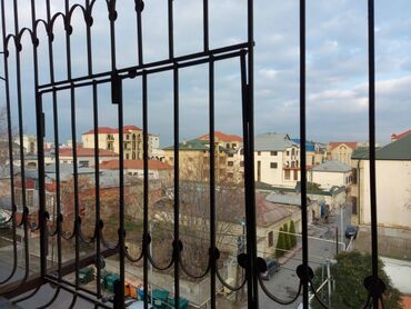 Uzunmüddətli kirayə mənzillər: Gənclik metrosunun yaxınlığında Kral şadliq evinə yaxın 4 mertebeli — 3