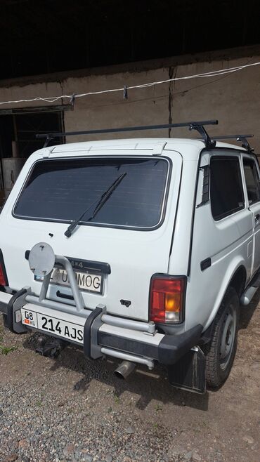 osennjuju kurtku na malchika 6 7 let: ВАЗ (ЛАДА) 4x4 Нива: 1998 г., 1.7 л, Бензин