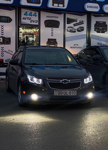 u fara: Chevrolet Cruze: 1.4 l | 2012 il 390000 km Sedan