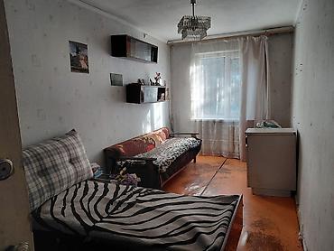 продаю квартиру 104 серия: 3 комнаты, 57 м², Азия Молл 2 этаж, Требуется ремонт — 1