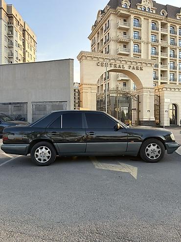 200: Mercedes-Benz W124: 1995 г., 3.2 л, Автомат, Бензин, Седан — 4