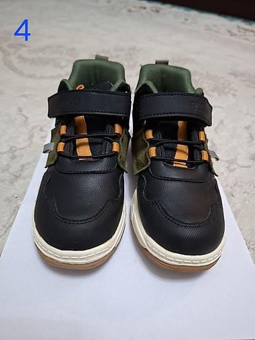 Детская обувь: Продаю б/у детские кроссовки и ботинки для мальчиков. 1) Puma — 7