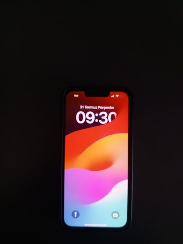 Apple iPhone: IPhone 13, Qara