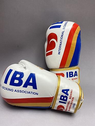 Боксерские перчатки IBA (International Boxing Association) 2026 ( кожа