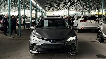 camry 55 exclusive: Toyota Camry: 2023 г., 2.5 л, Автомат, Гибрид, Седан — 2