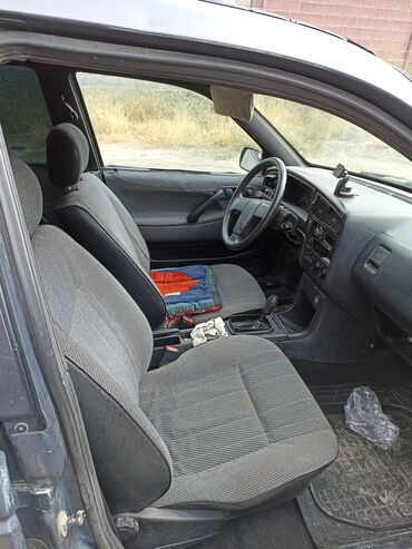 Volkswagen: Volkswagen Passat Variant (универсал) - Кузов: универсал, 5 дверей - — 10