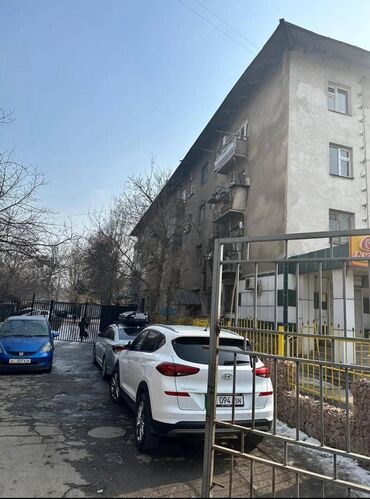 кв ош базар: 2 комнаты, 42 м², Индивидуалка, 4 этаж, Косметический ремонт