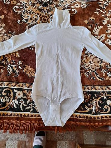 Alt paltarı: Cotonella firmasının bodi . İtaliya istehlası. Ölçü M. Təzədir. Bodi — 2