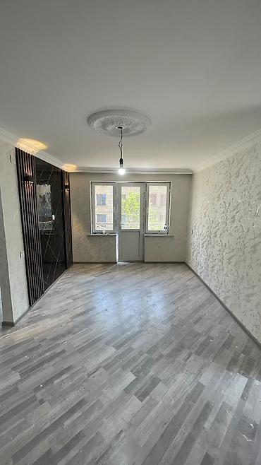 sekis sati: 2 otaqlı, Yeni tikili, 47 kv. m — 1
