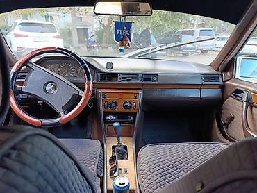 запчас 124: Mercedes-Benz E-Class: 1990 г., 2 л, Механика, Бензин, Седан — 1