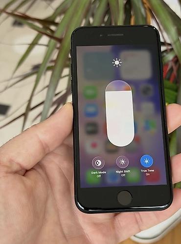 ayfon se 2020: IPhone SE 2020, 128 GB, Qara, Barmaq izi — 2
