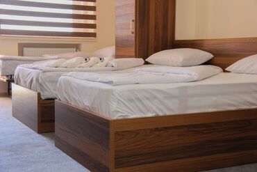 Otel və hostellər: Obyekt icarəyə verilir. Obyektin ümumi ərazisi 1.5 hektardi. 3 — 9