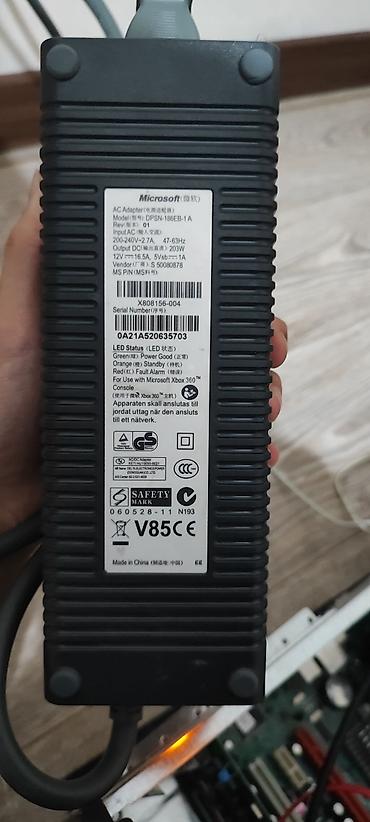 nintendo controller: Xbox 360 (белая версия, корпус “Fat”) с комплектом аксессуаров. БЕЗ — 6
