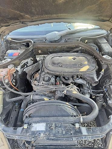 бампер w210: Mercedes-Benz W124: 1989 г., 2 л, Механика, Бензин, Седан — 4