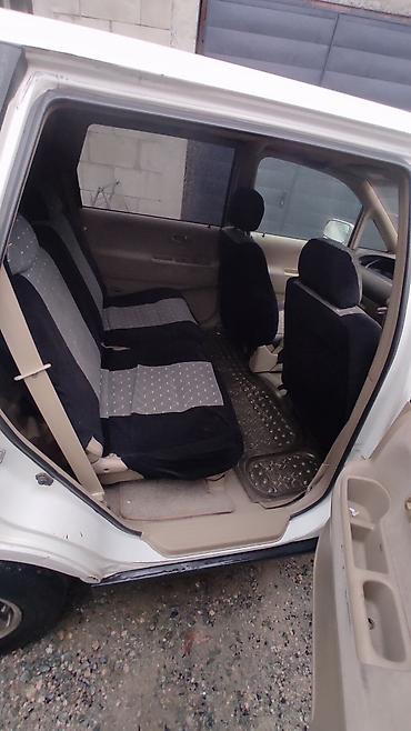 Другие детали салона: Honda (правый руль), салон минивэна. Описание: - Просторный 2‑рядный — 3