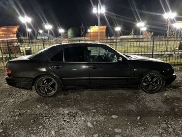 мерис 210: Mercedes-Benz E-Class: 1998 г., 4.3 л, Автомат, Бензин, Седан