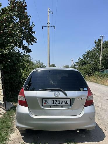 mazda 7: Honda Fit: 2003 г., 1.3 л, Вариатор, Бензин, Хэтчбэк — 3