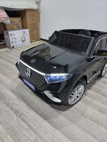 Uşaq üçün elektrik maşınları: 12 volt akulmuyator Real avtomobil boyası İki nəfərlik 4x4 dörd — 24