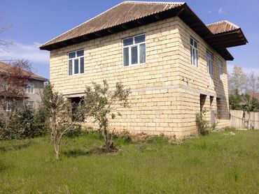 Həyət evləri və villaların satışı: 6 otaqlı, 200 kv. m, Kredit yoxdur, Orta təmir — 4