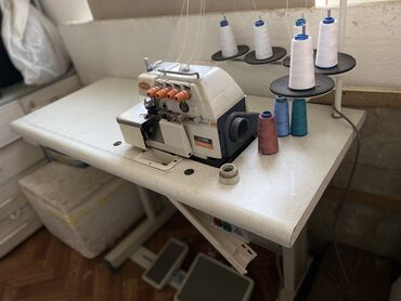 аренда швейный машинки: Швейная машина Швейно-вышивальная, Автомат