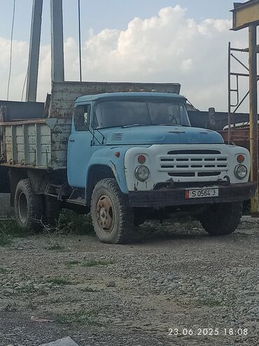 купить фронтальный погрузчик бу: Легкий грузовик, ЗИЛ, Б/у