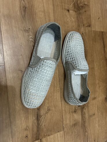 теплая обувь: Продаю НОВЫЕ мужские летние тканевые Х/Б мокасины Качество отличное