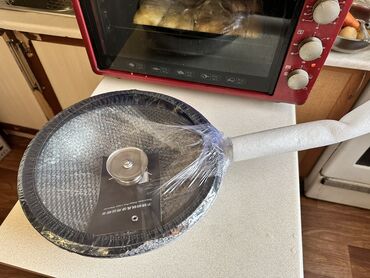 Наборы посуды: Новая посуда серии «Гранит» от ТД «Мечта» - Сковорода-вок новая, в — 7