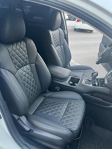 обшивка субару: Чехлы Кожаные, С подушкой, цвет - Черный, Subaru, Новый, Самовывоз — 1